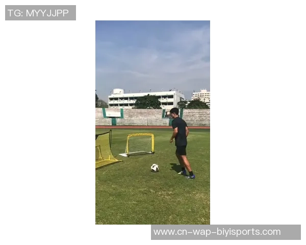 足球与野球场的魅力交融探讨运动场地的多样性与文化价值